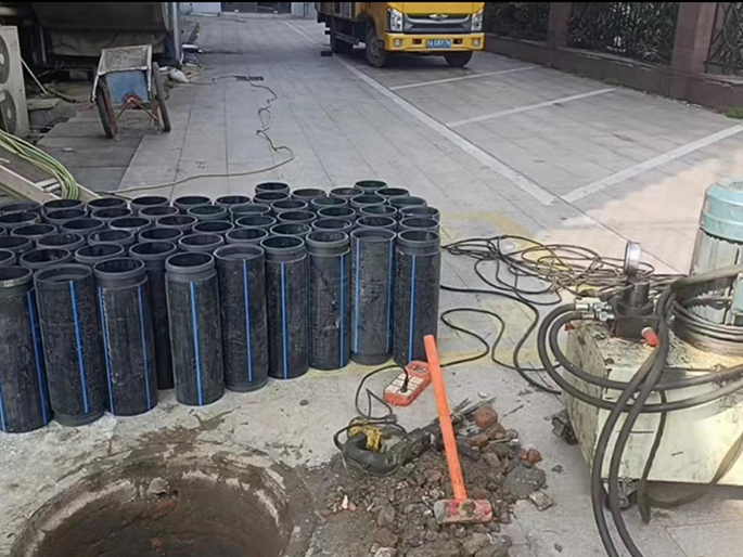 肇源PE置换管厂家 DN315置换管 非开挖管短管置换